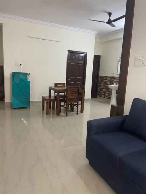 Cozy Vacation Itpl Ktpo Whitefield Apartment Bangalore