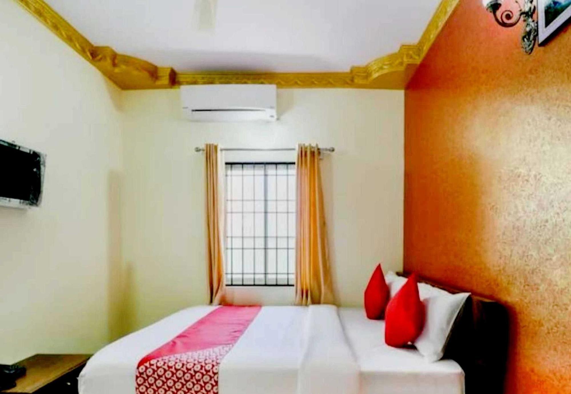 Collection O Emara Galaxy Executive 4* Bangalore