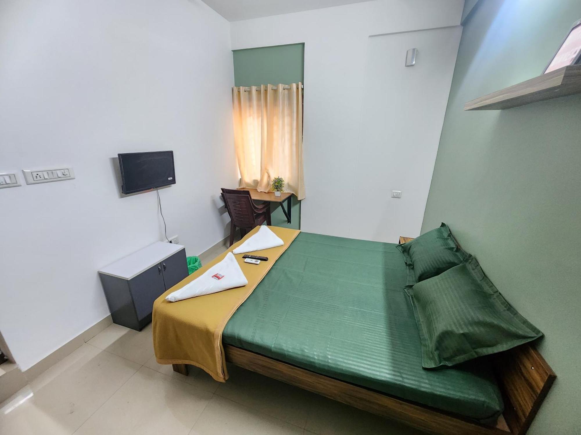 Hotel Squarstay Bangalore