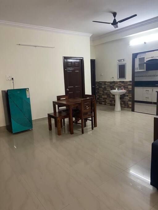 Cozy Vacation Itpl Ktpo Whitefield Apartment Bangalore