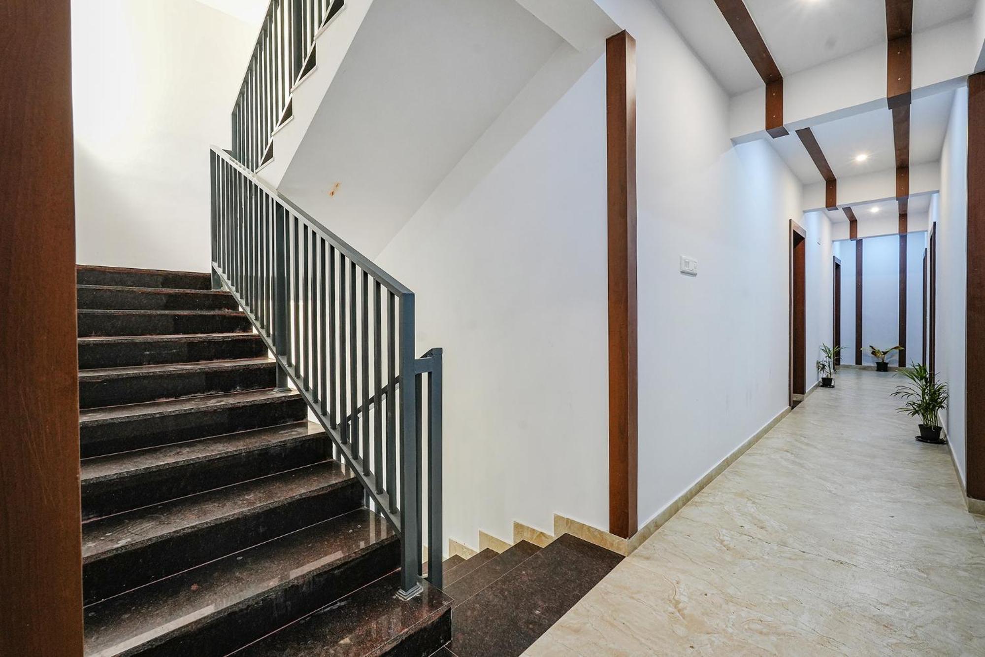 Fabhotel Tree - Airport Road Hotel 3*