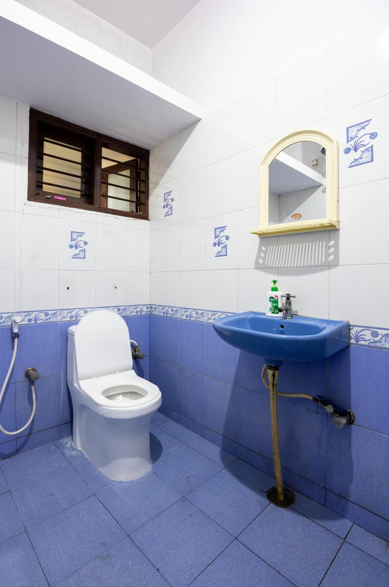 Shree Miththam Apartment *