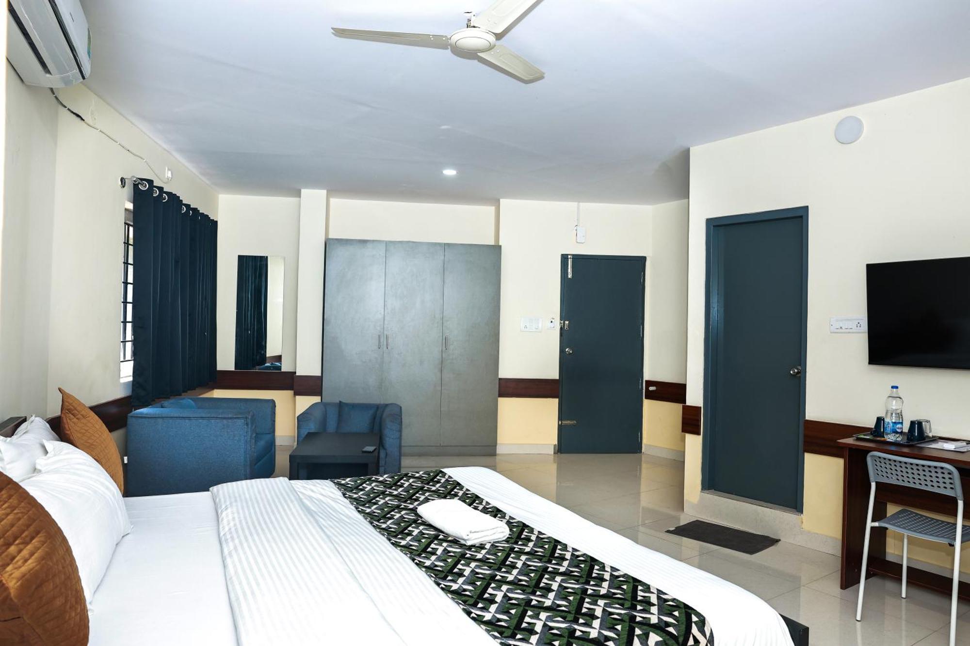 Hotel Banyan Tree