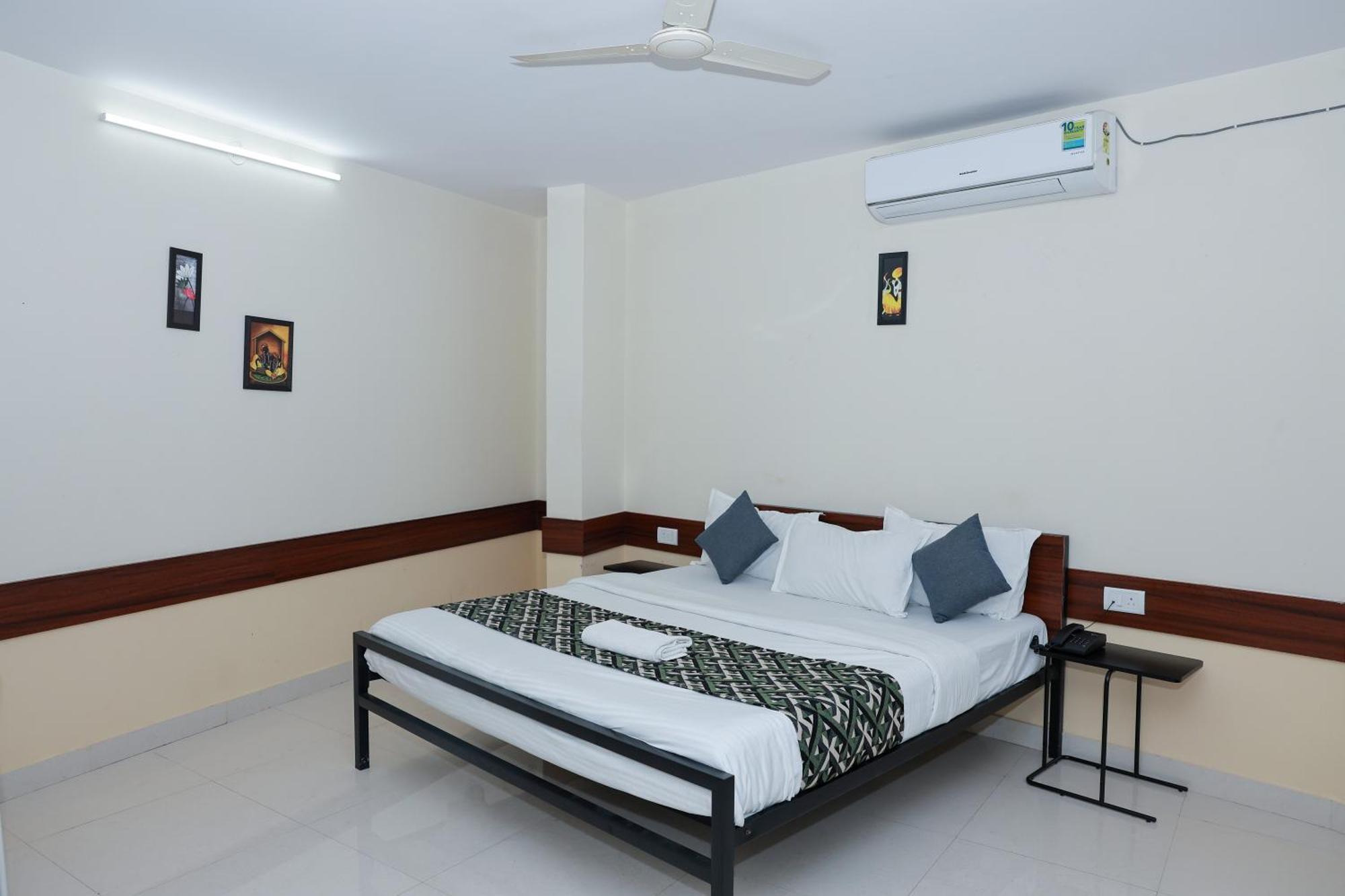 Banyan Tree Hotel 3*