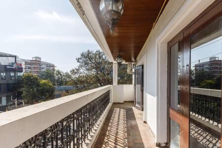 The Dwellers By Red Olive Wifi Private Balcony *