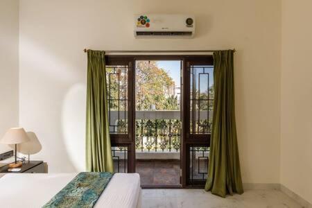 The Dwellers By Red Olive Wifi Private Balcony