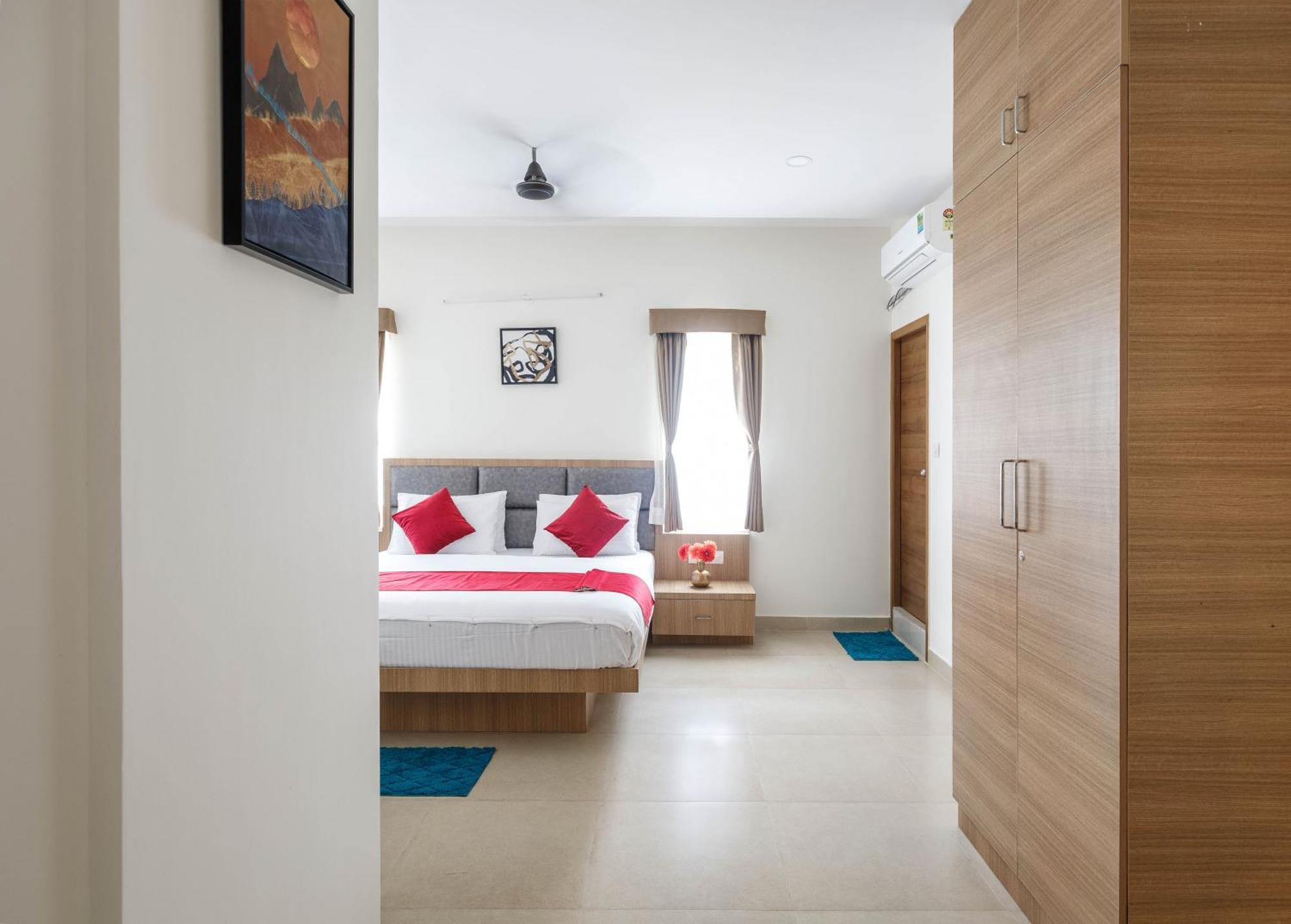 Sunlight Serviced * Bangalore