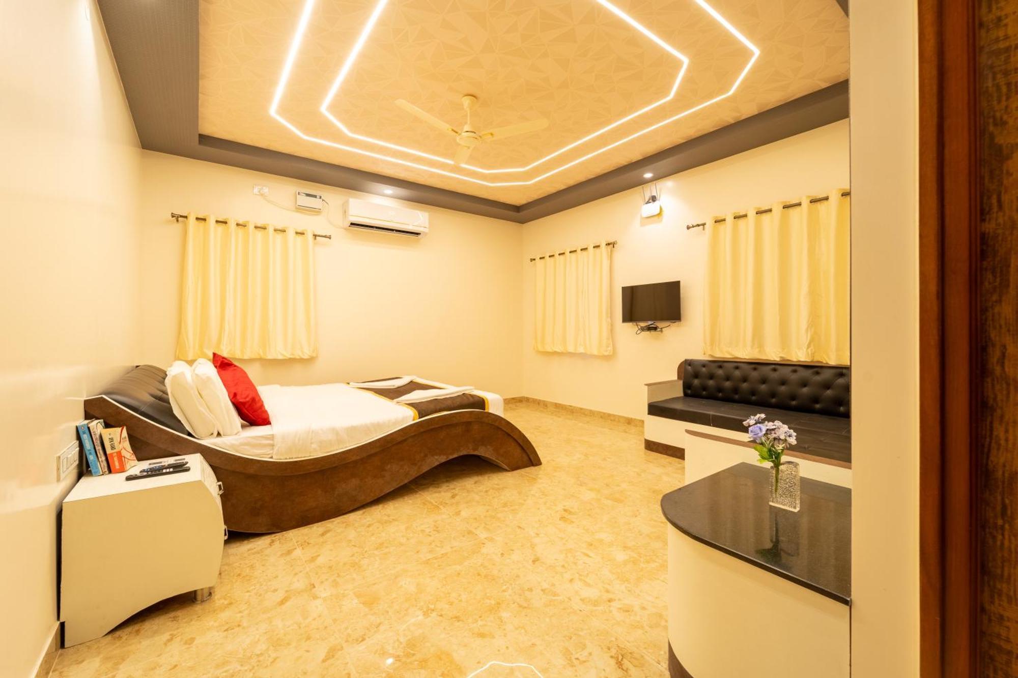 Seasons - Hbr Hotel 3*