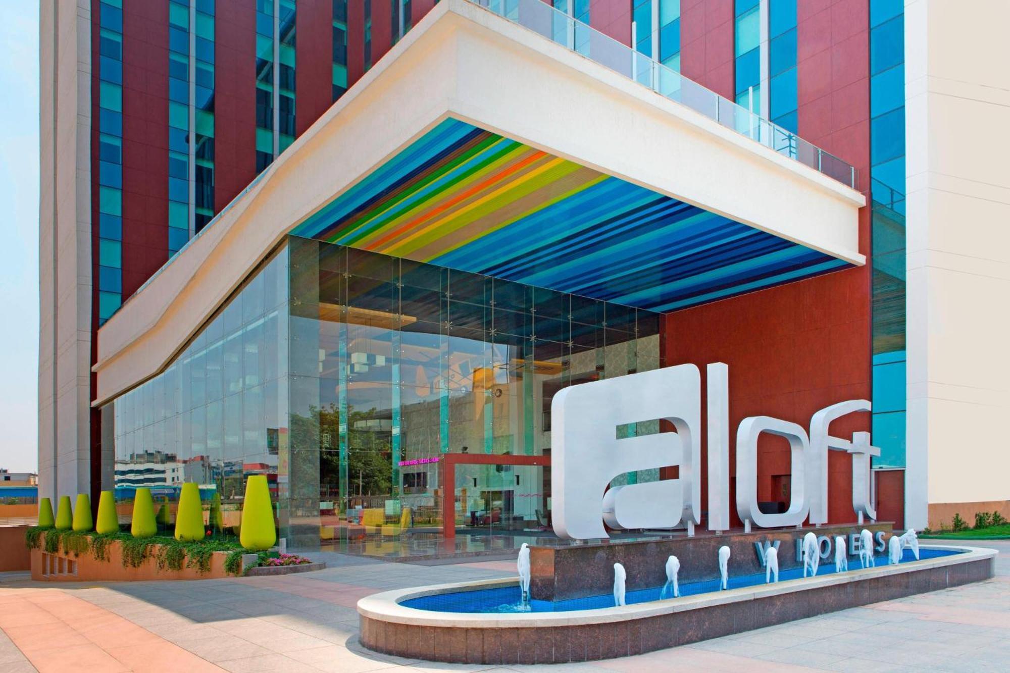 Aloft Outer Ring Road Hotel