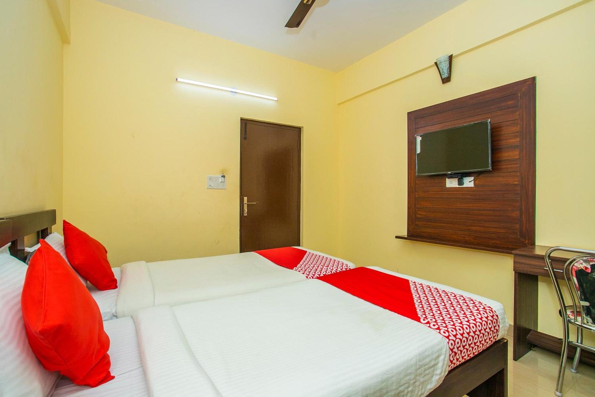 Super Oyo Flagship Grand Residency