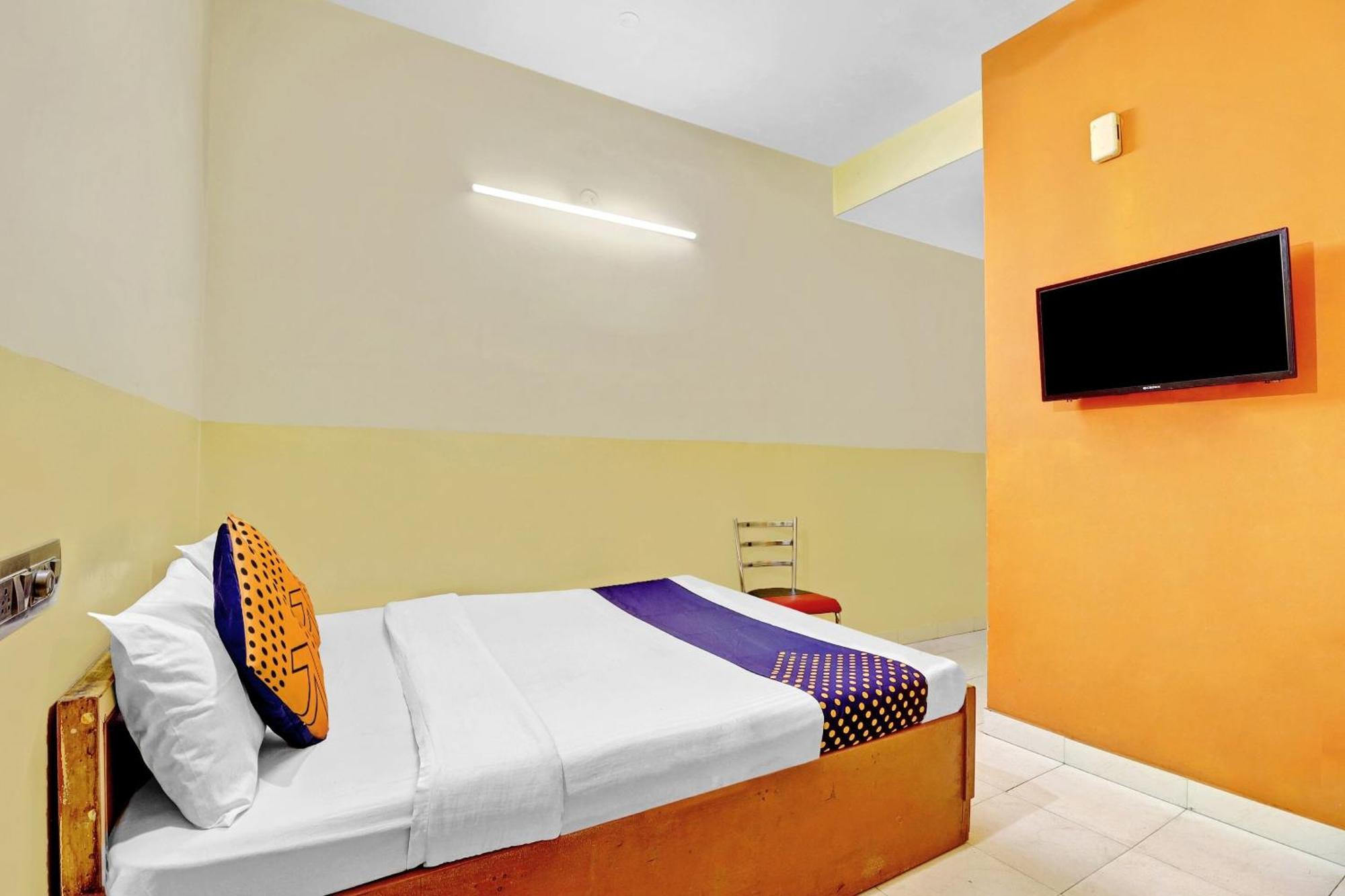 Hotel Oyo Aryan Residency Bangalore