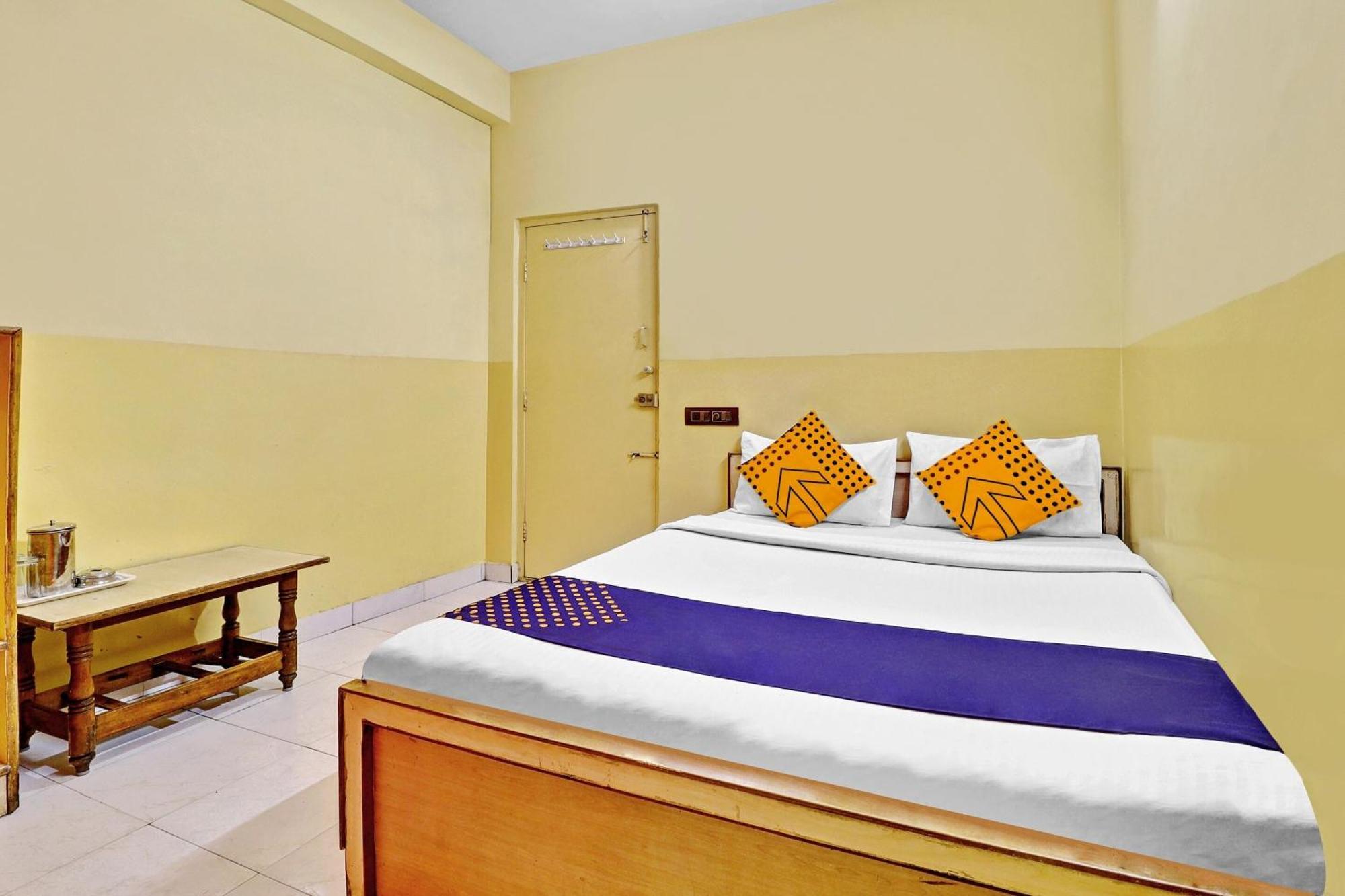 Oyo Aryan Residency Hotel Bangalore
