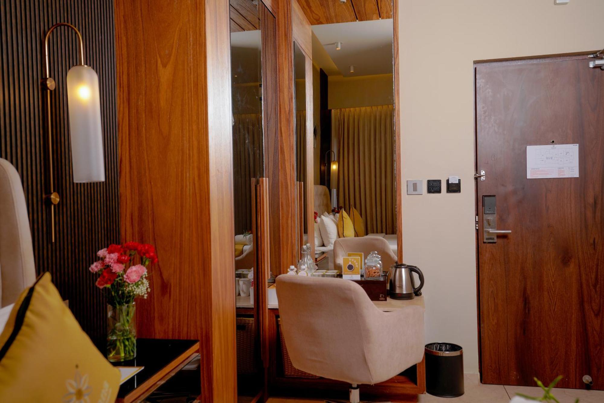 Hotel Lazdana