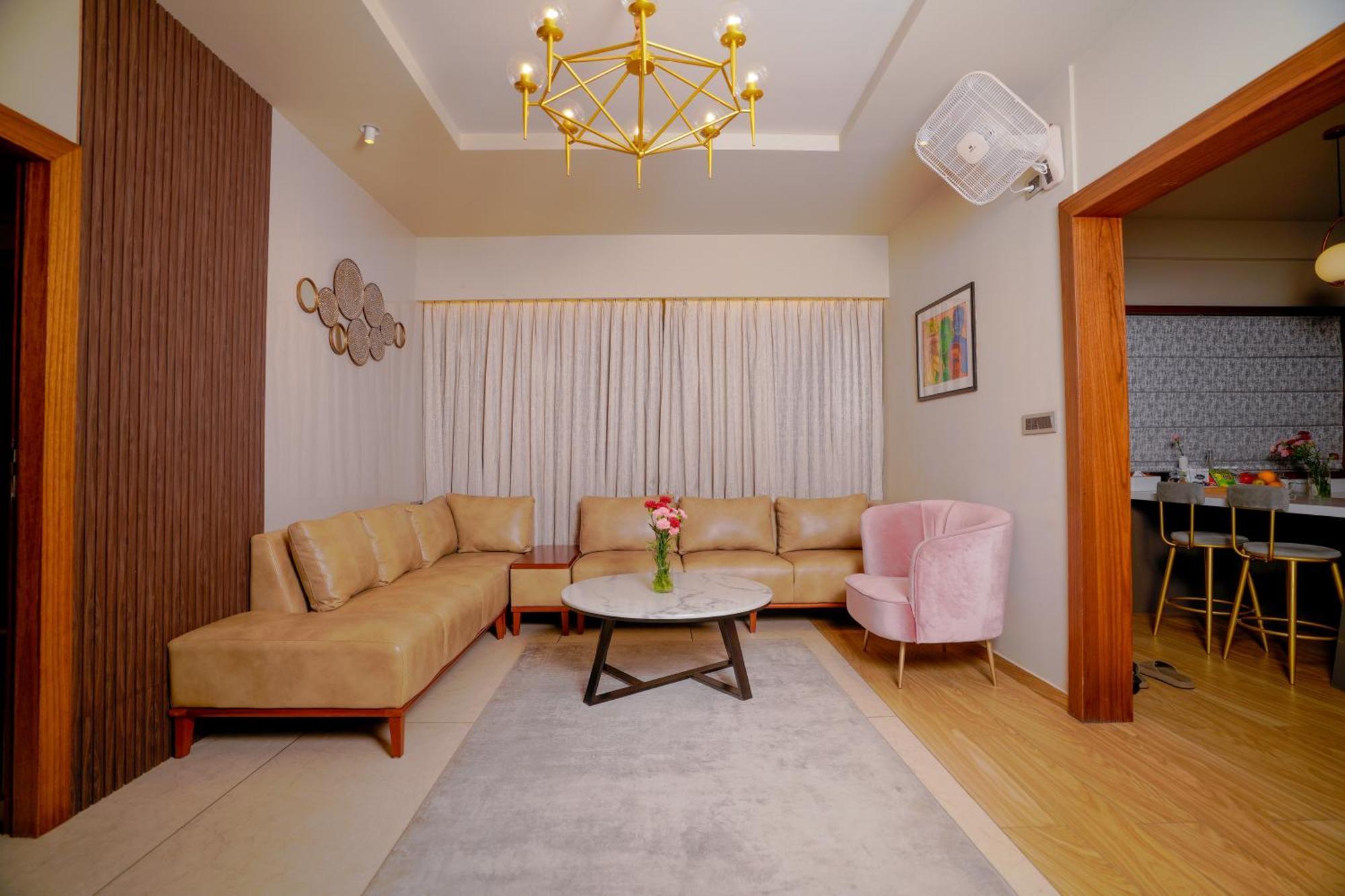 Hotel Lazdana