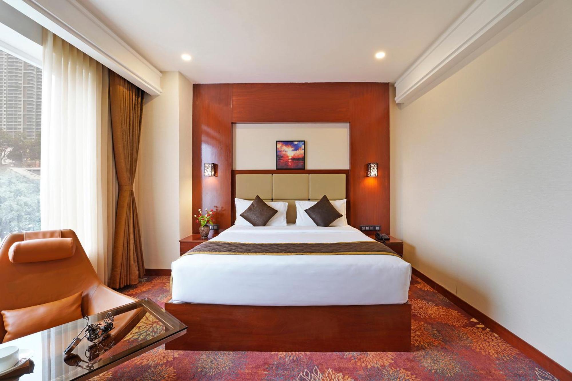 Kingston Hotel