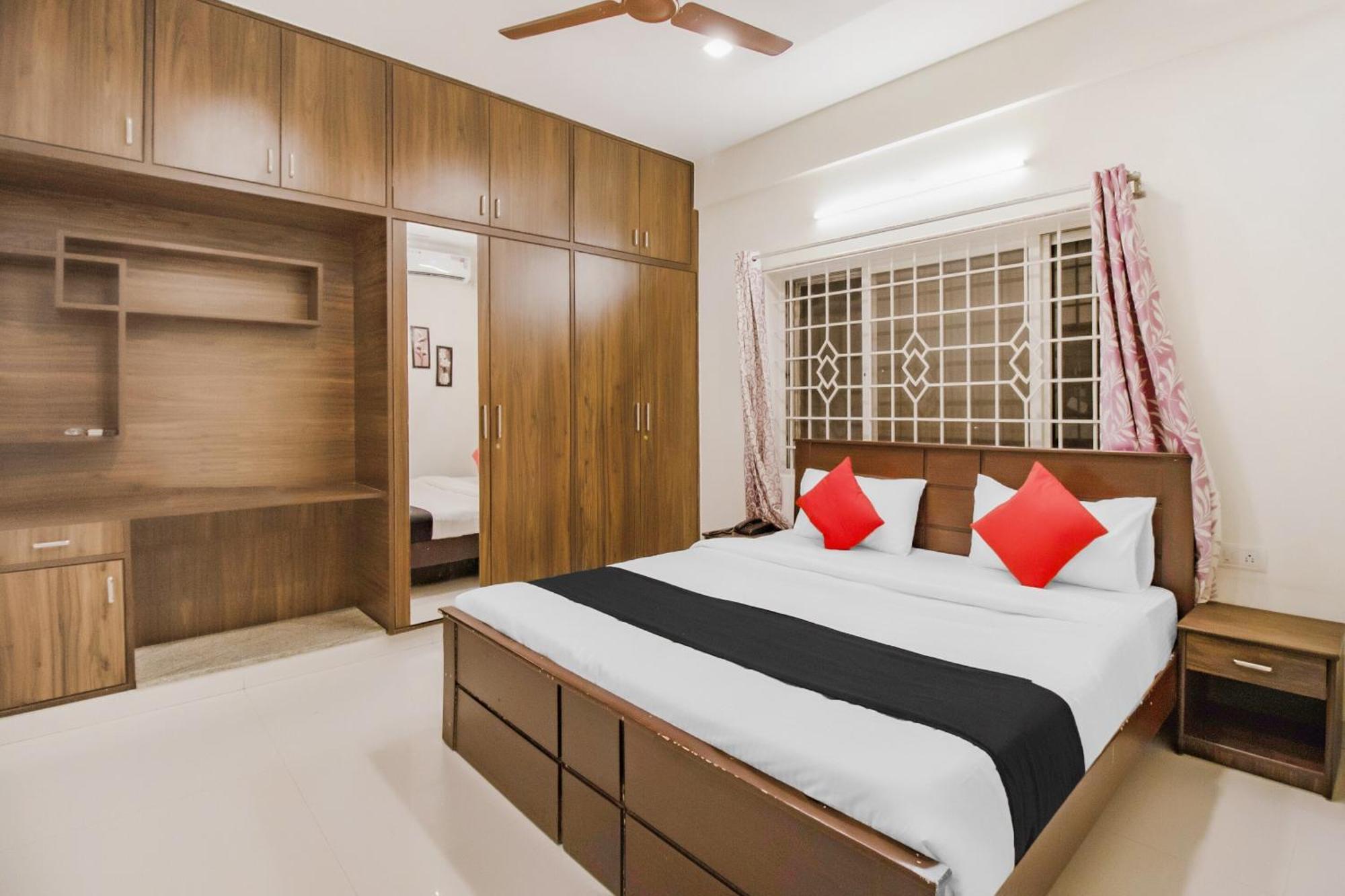 Collection O Sln Hotel