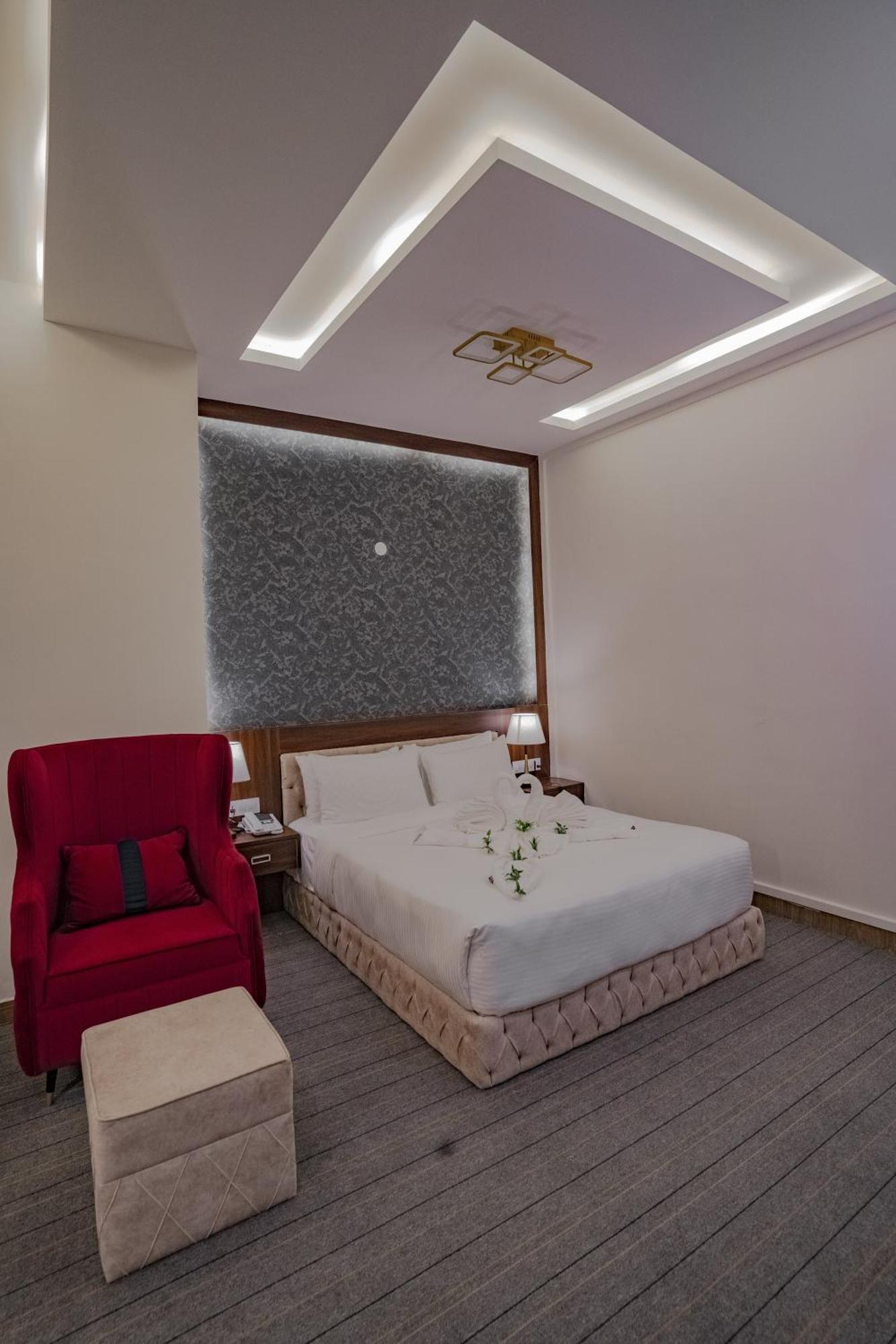 Hotel Essotto Recreation Hub