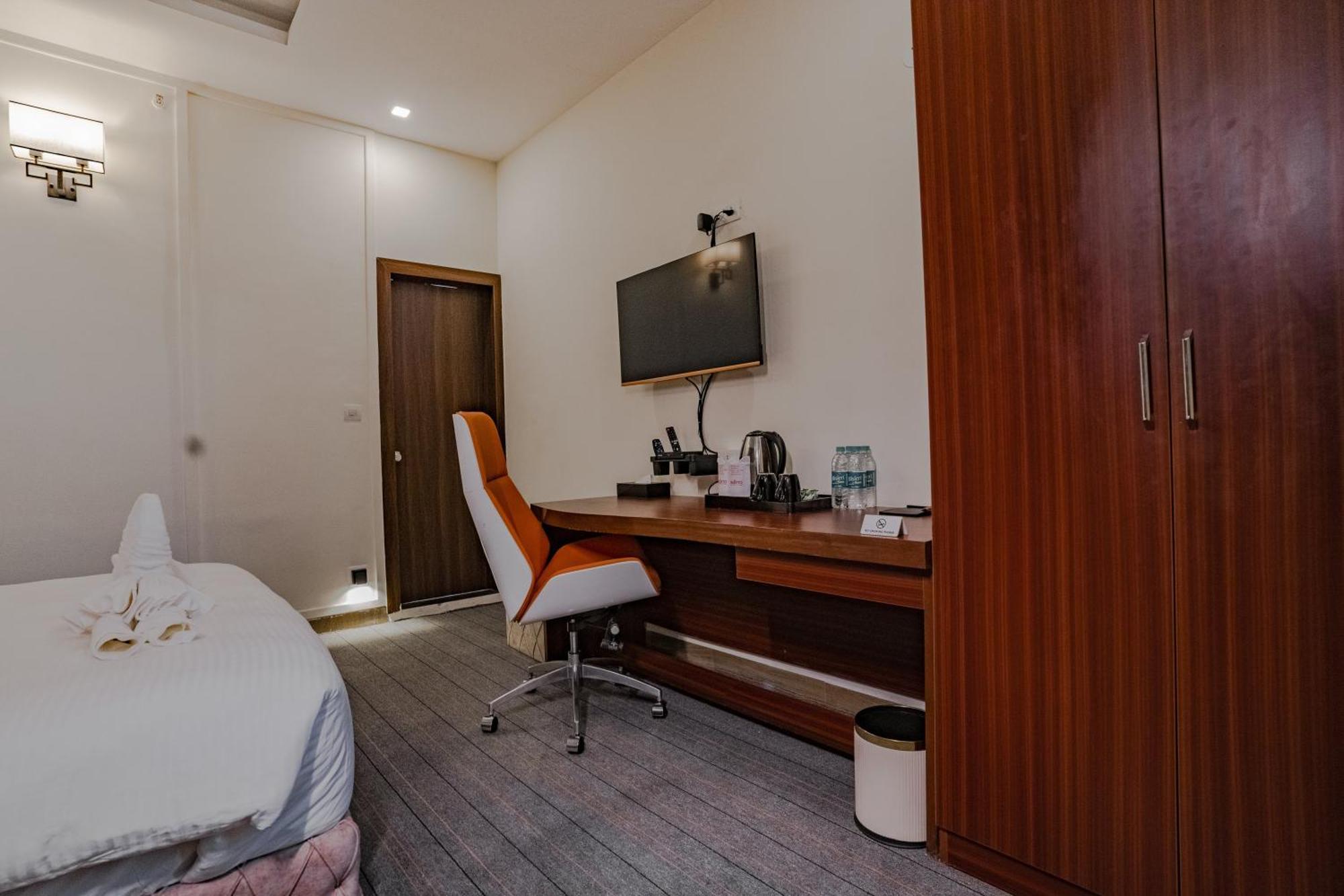 Essotto Recreation Hub Hotel