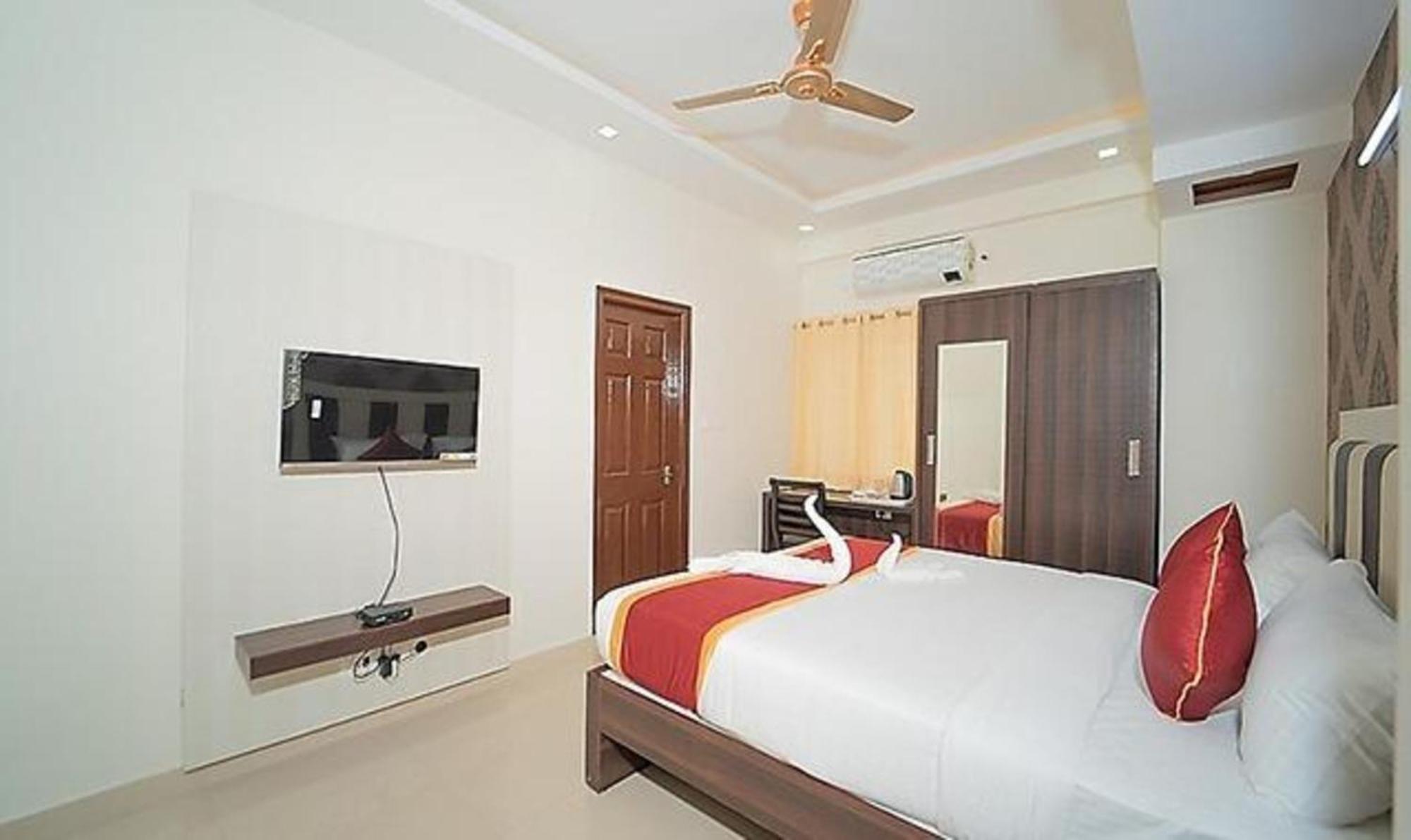 Hotel Fabhotel Panchami Comforts Bangalore