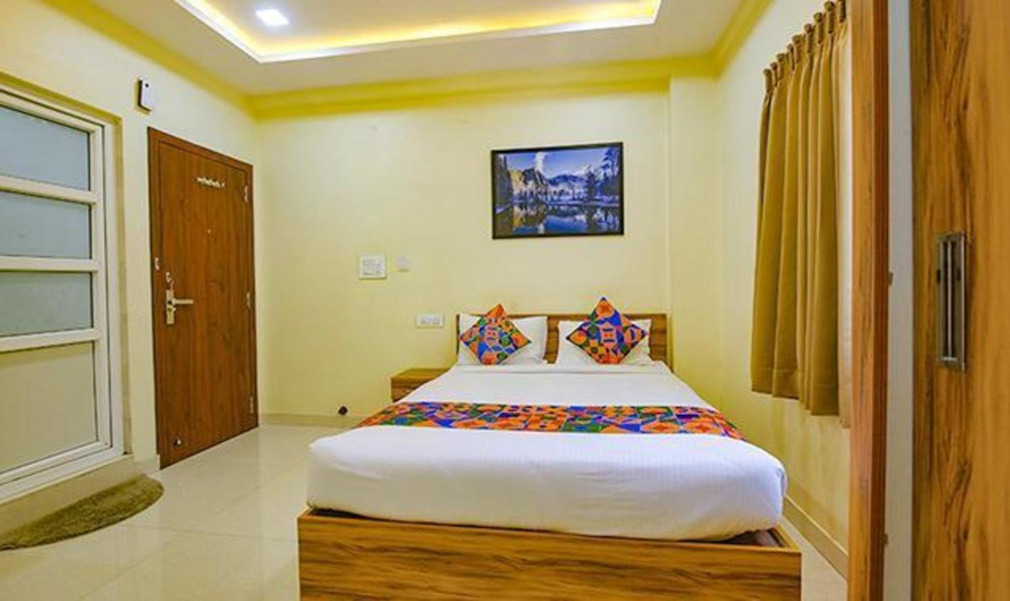 Fabexpress Purple Hotel Bangalore