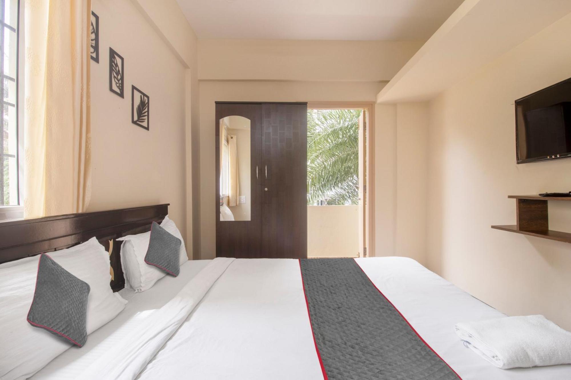 Hotel 2 Bhk Service - Manyata Tech Park