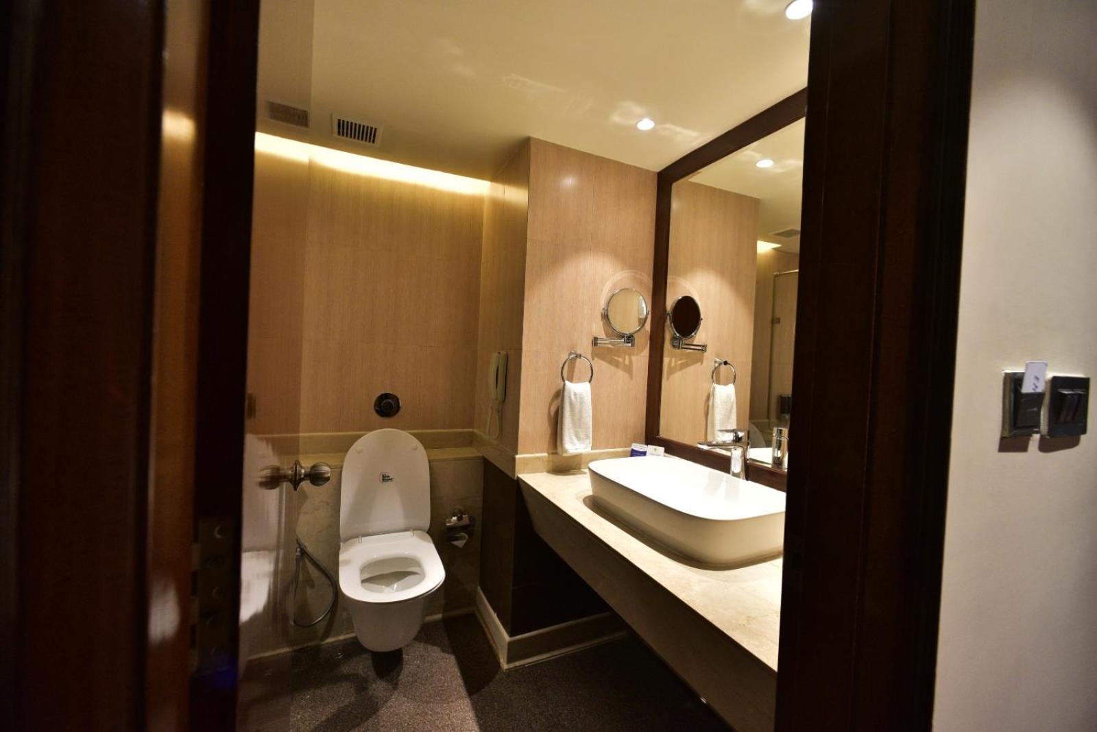 Citadel Sarovar Portico Hotel Bangalore