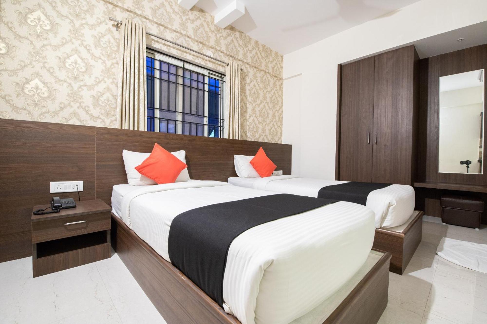 Capital O 9917 Sjr And Comforts Bangalore