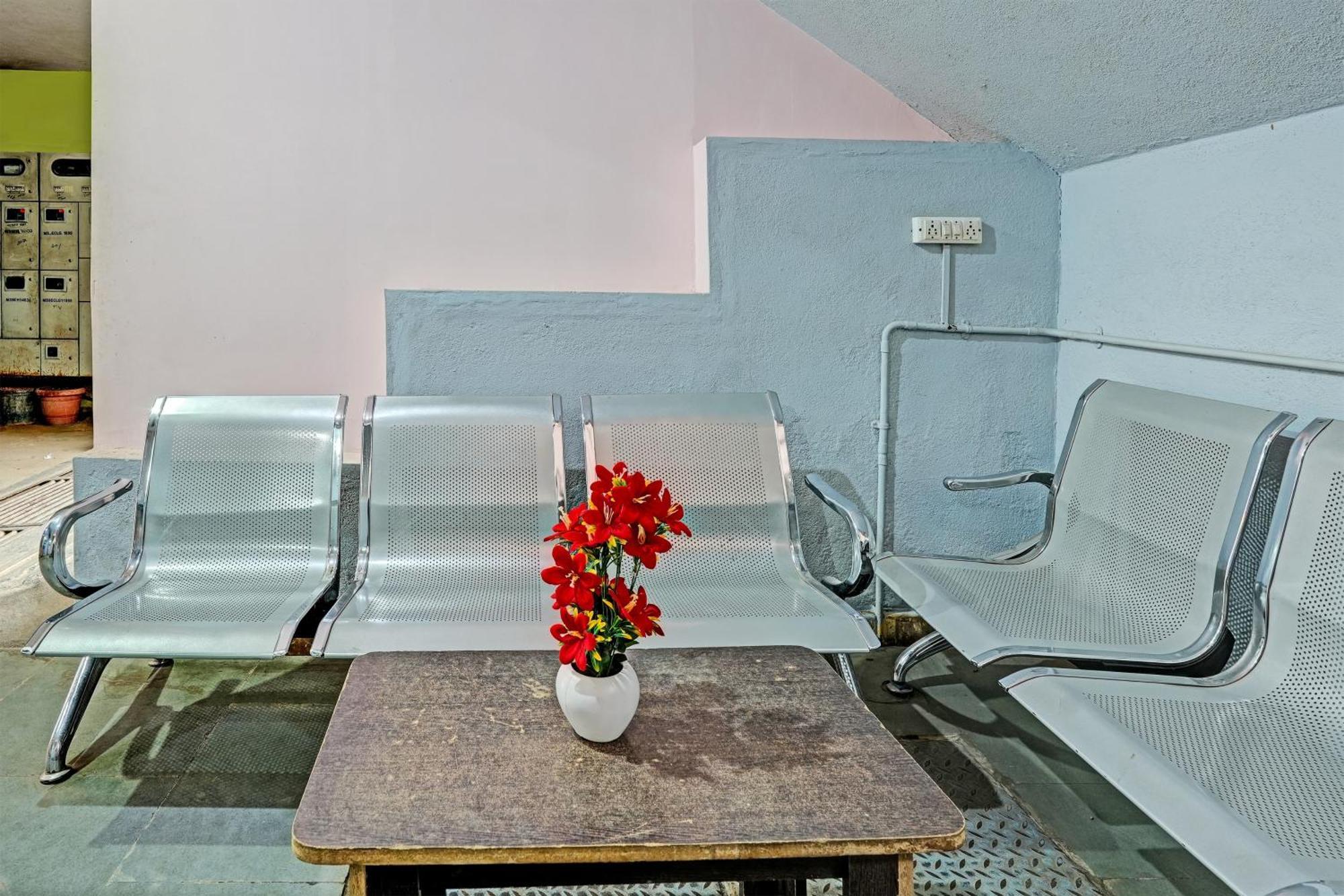 O Skylark Service 3*