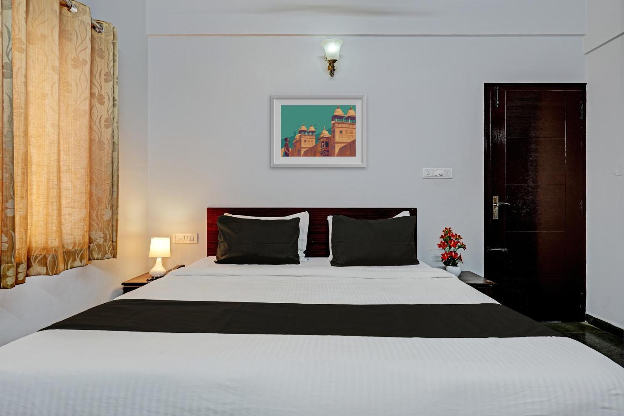 O Skylark Service Hotel