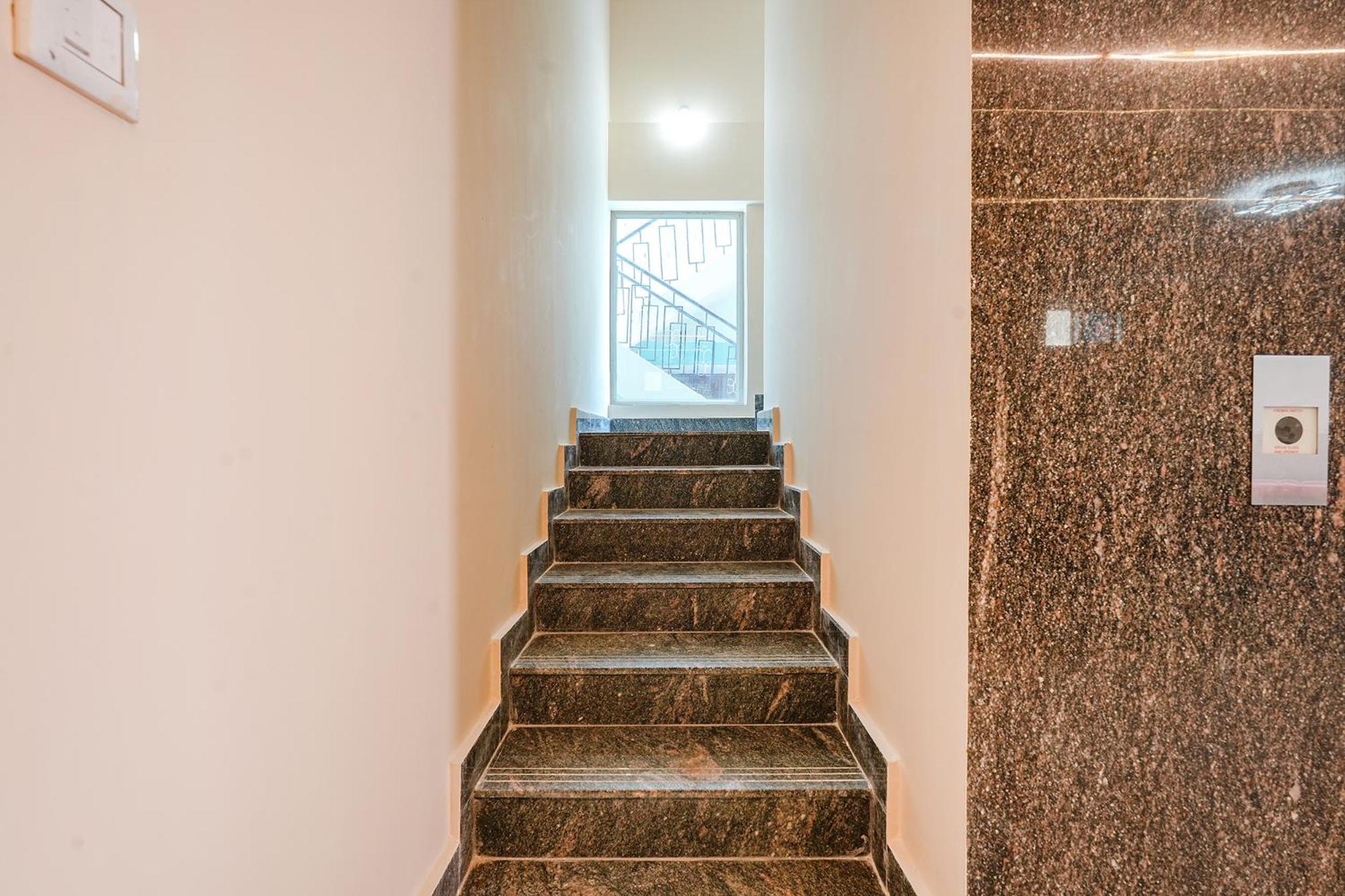 Fabhotel Crystal - Near Marathahalli Junction 3*