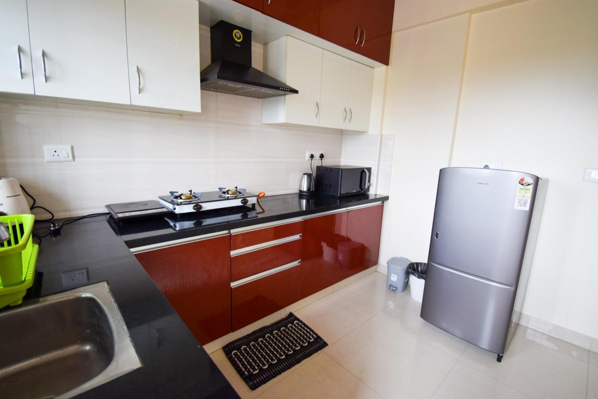 Apartment Staymazing-1,2 & 3 Bhk Ac In Hebbal-5mins To Manyata-30mins To Airport Bangalore