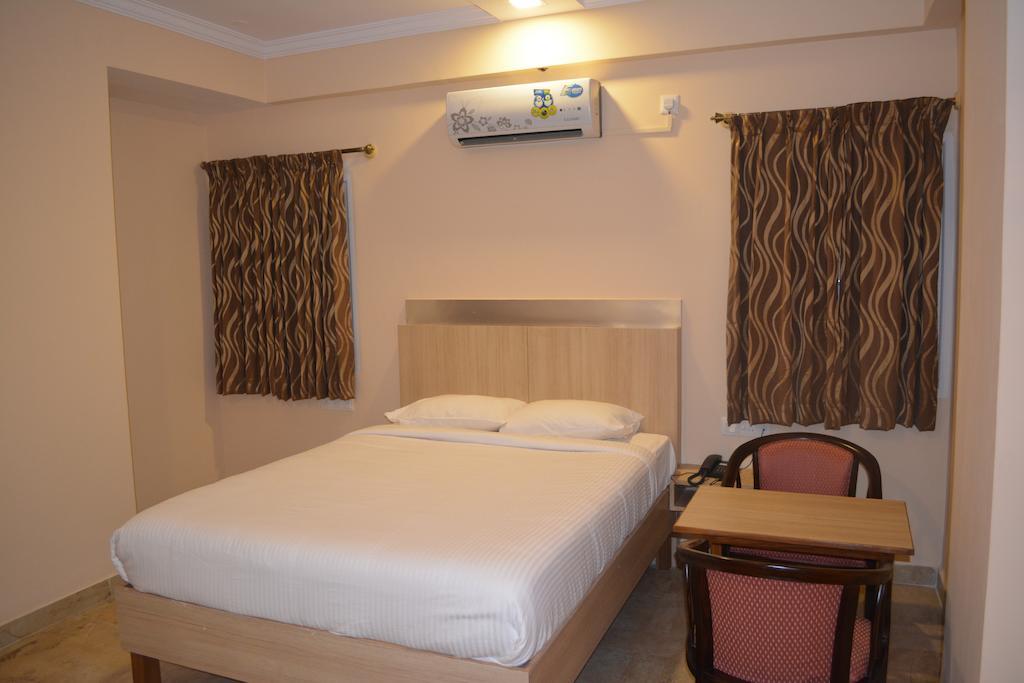 Hotel Royal Opera Hotel Bangalore