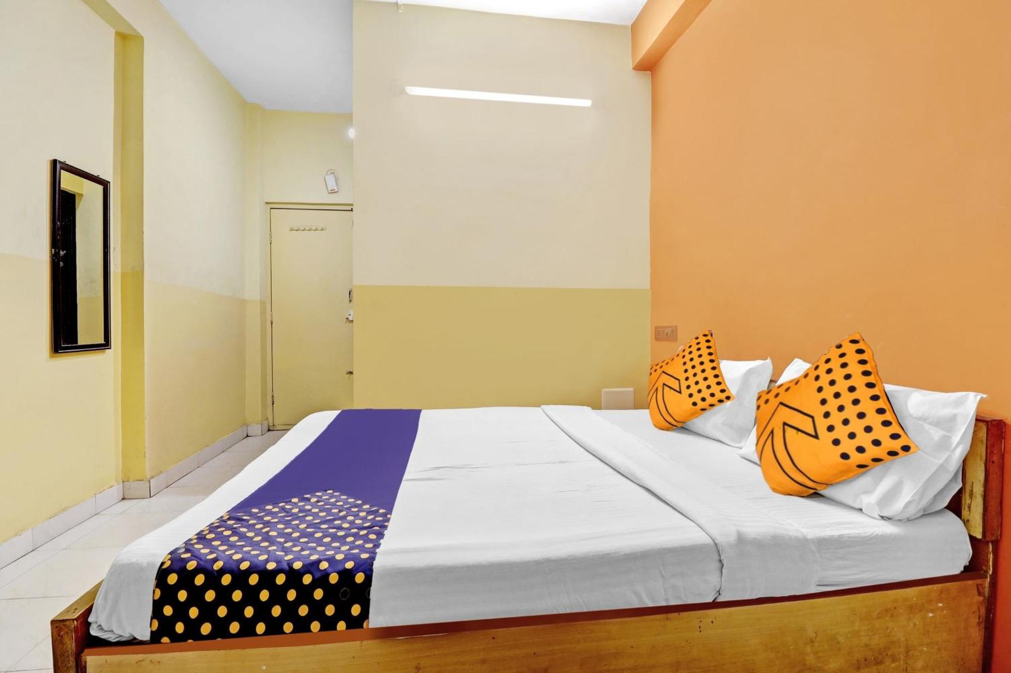 Hotel Oyo Aryan Residency 2*