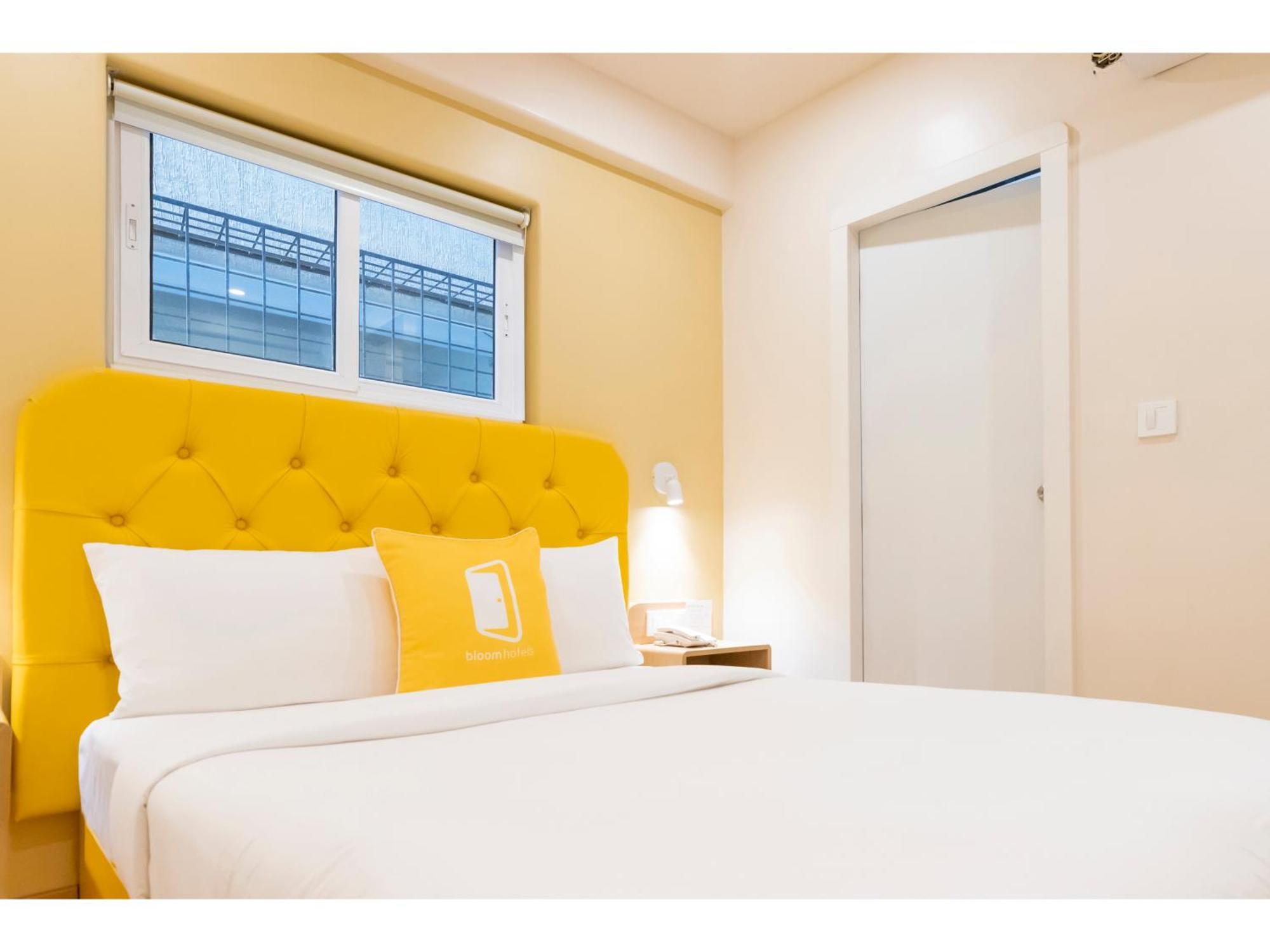 Bloom - Hsr Club Hotel 3*