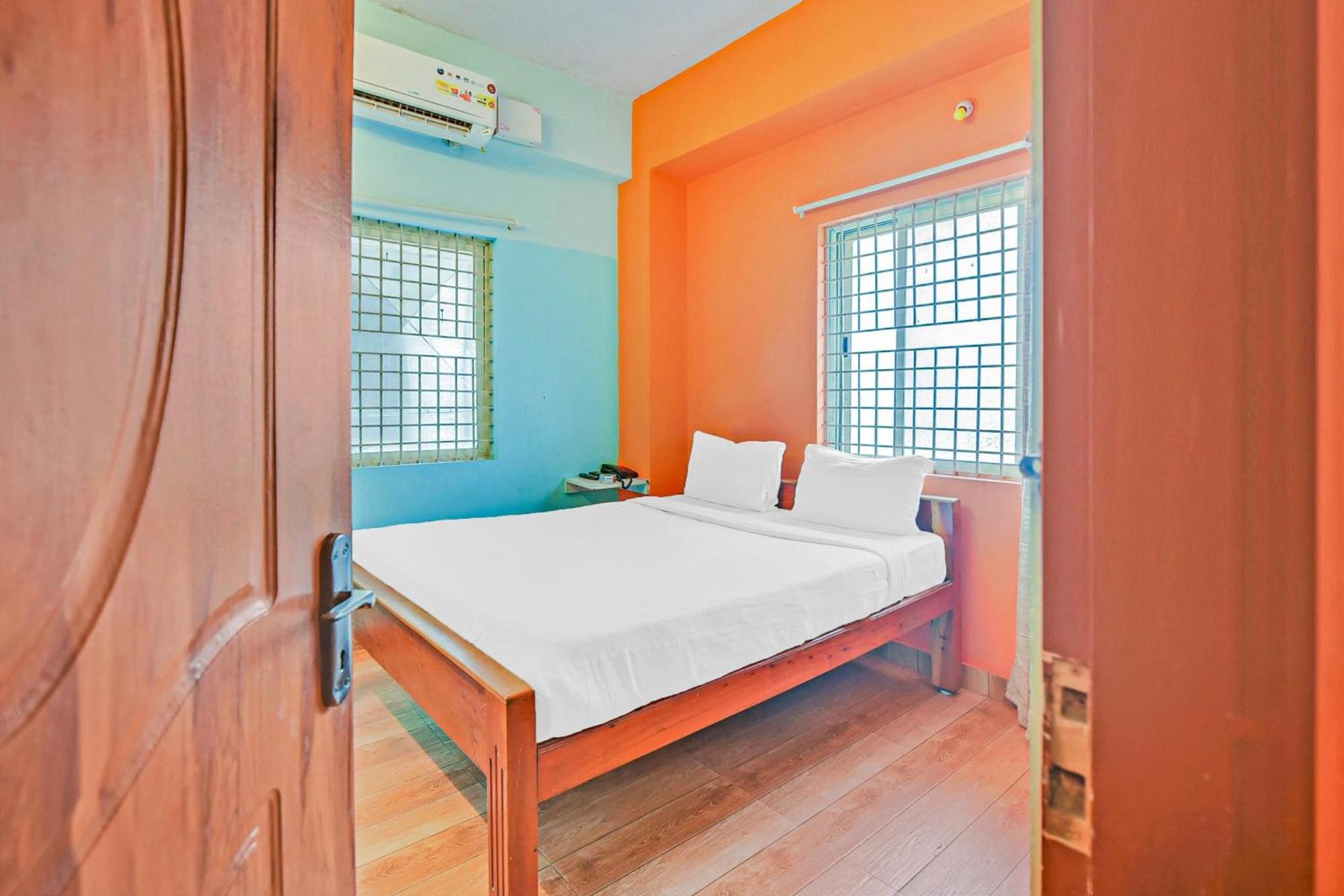 O Sri Sai Guru Comforts Hotel