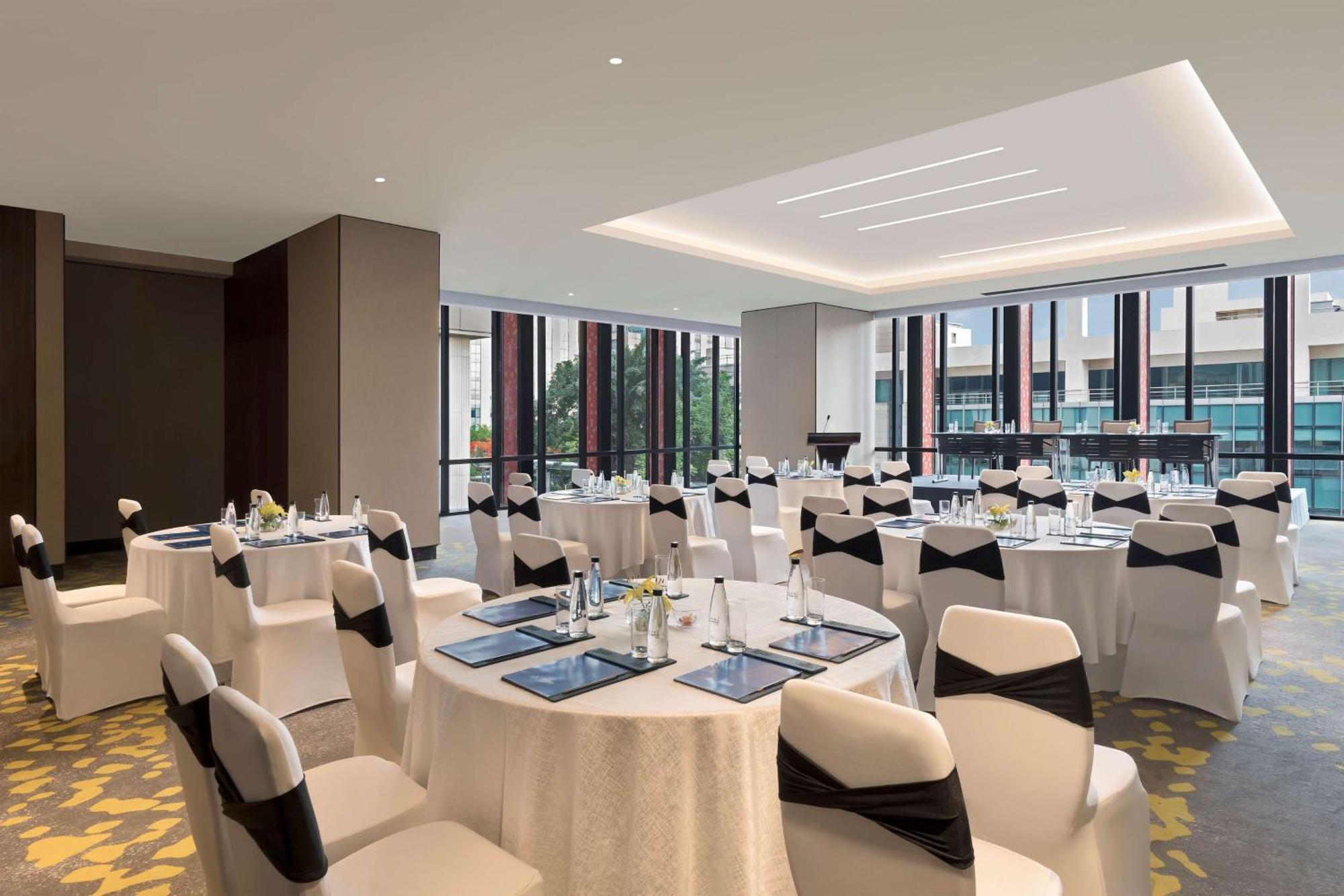 Hilton Garden Embassy Manyata Business Park Hotel Bangalore