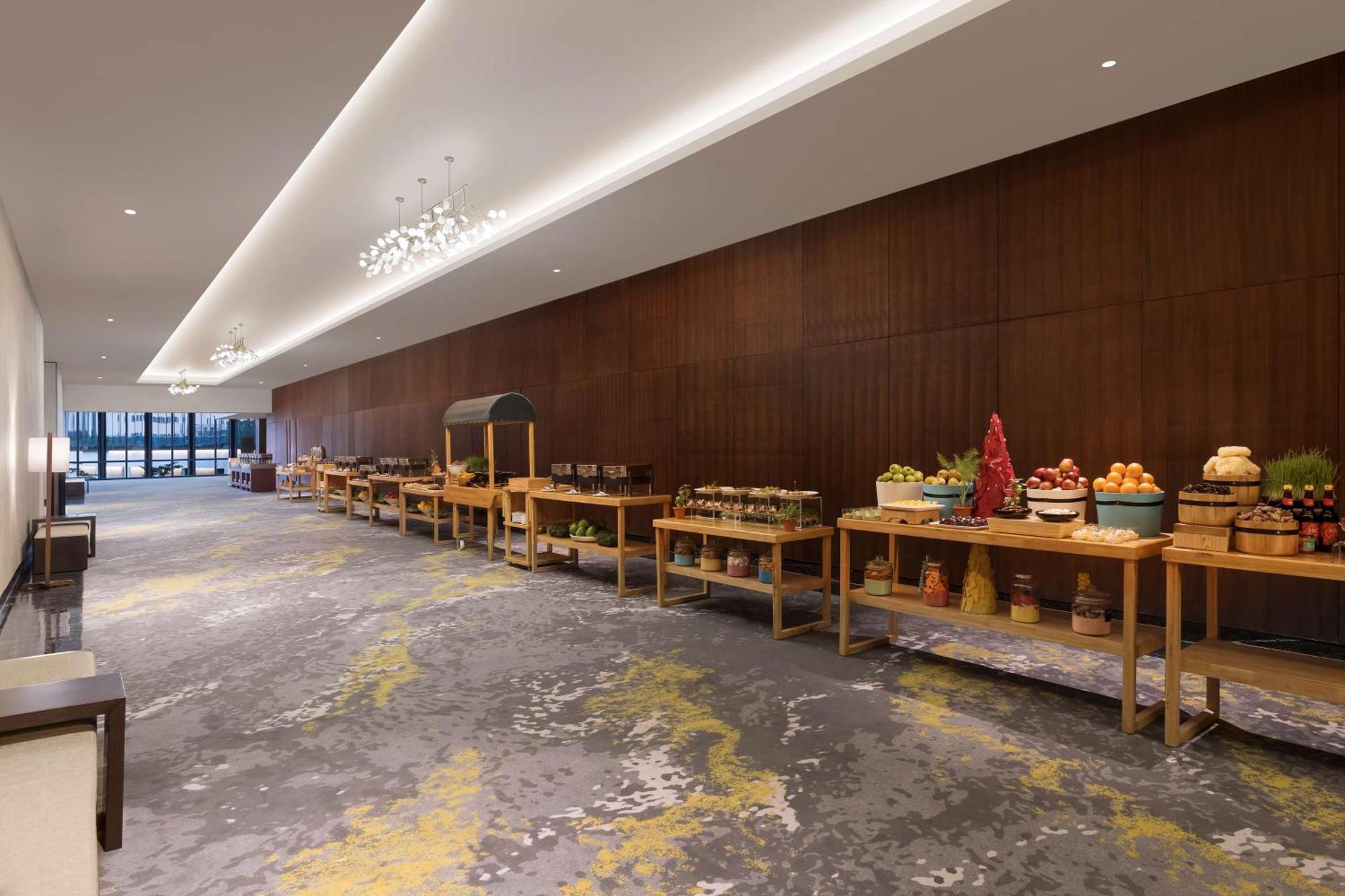 Hotel Hilton Garden Embassy Manyata Business Park