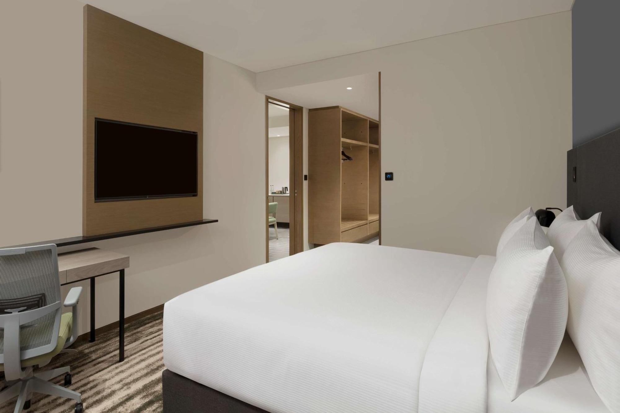 Hilton Garden Embassy Manyata Business Park Bangalore