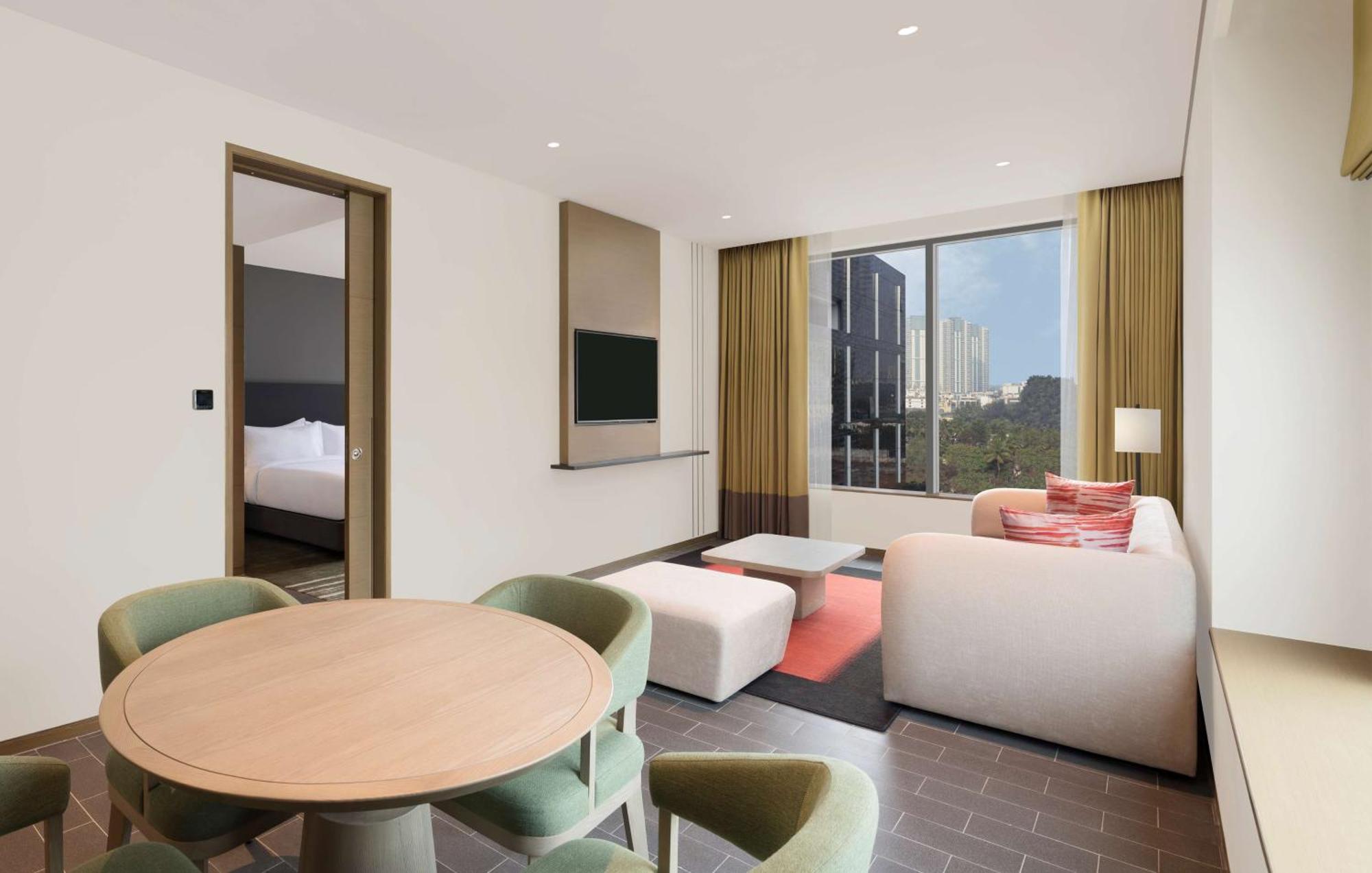 Hotel Hilton Garden Embassy Manyata Business Park 4*