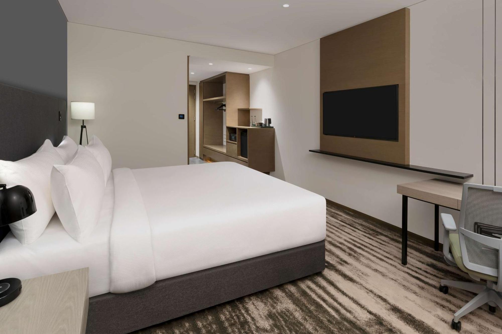 Hilton Garden Embassy Manyata Business Park 4*