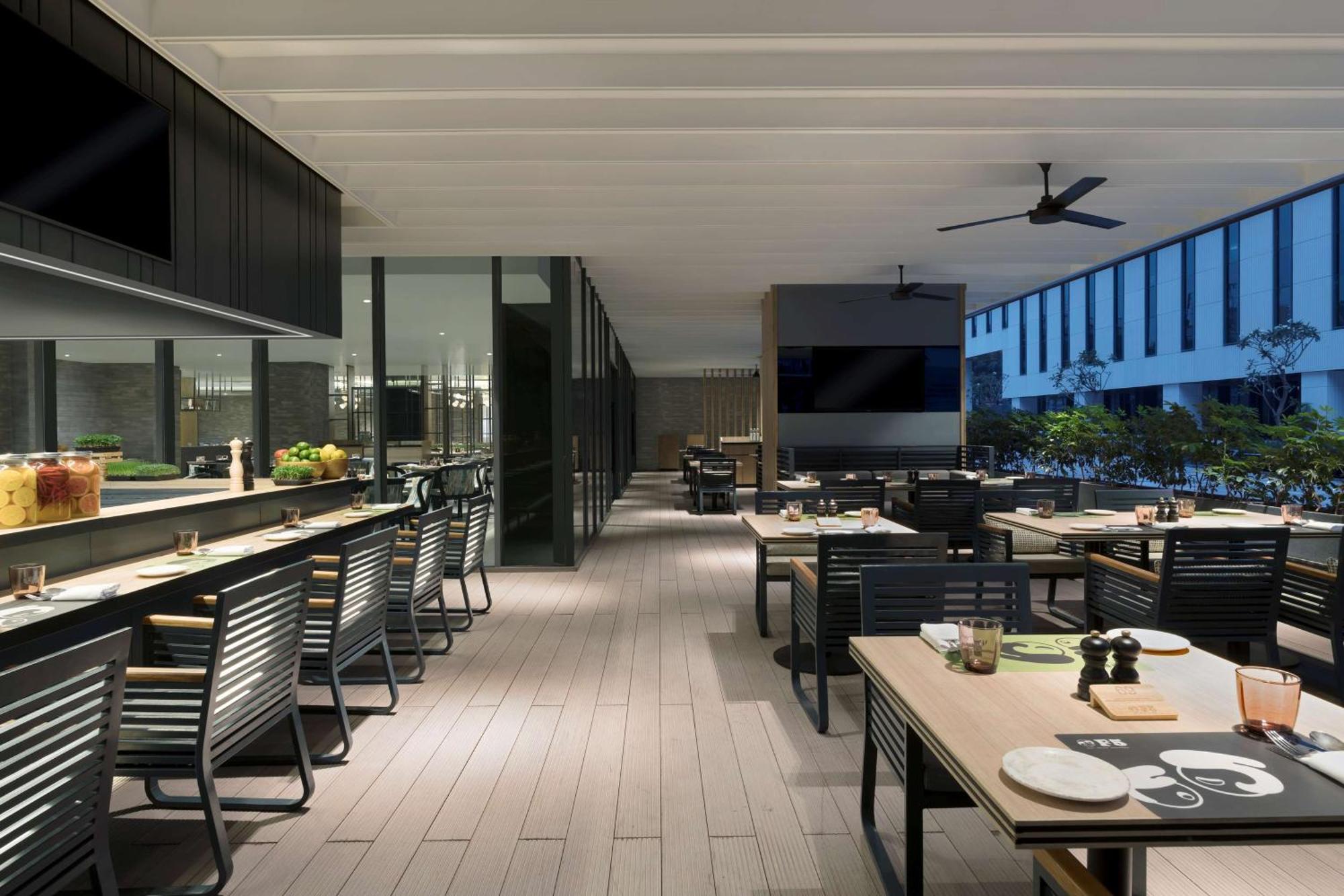 Hilton Garden Embassy Manyata Business Park 4* Bangalore