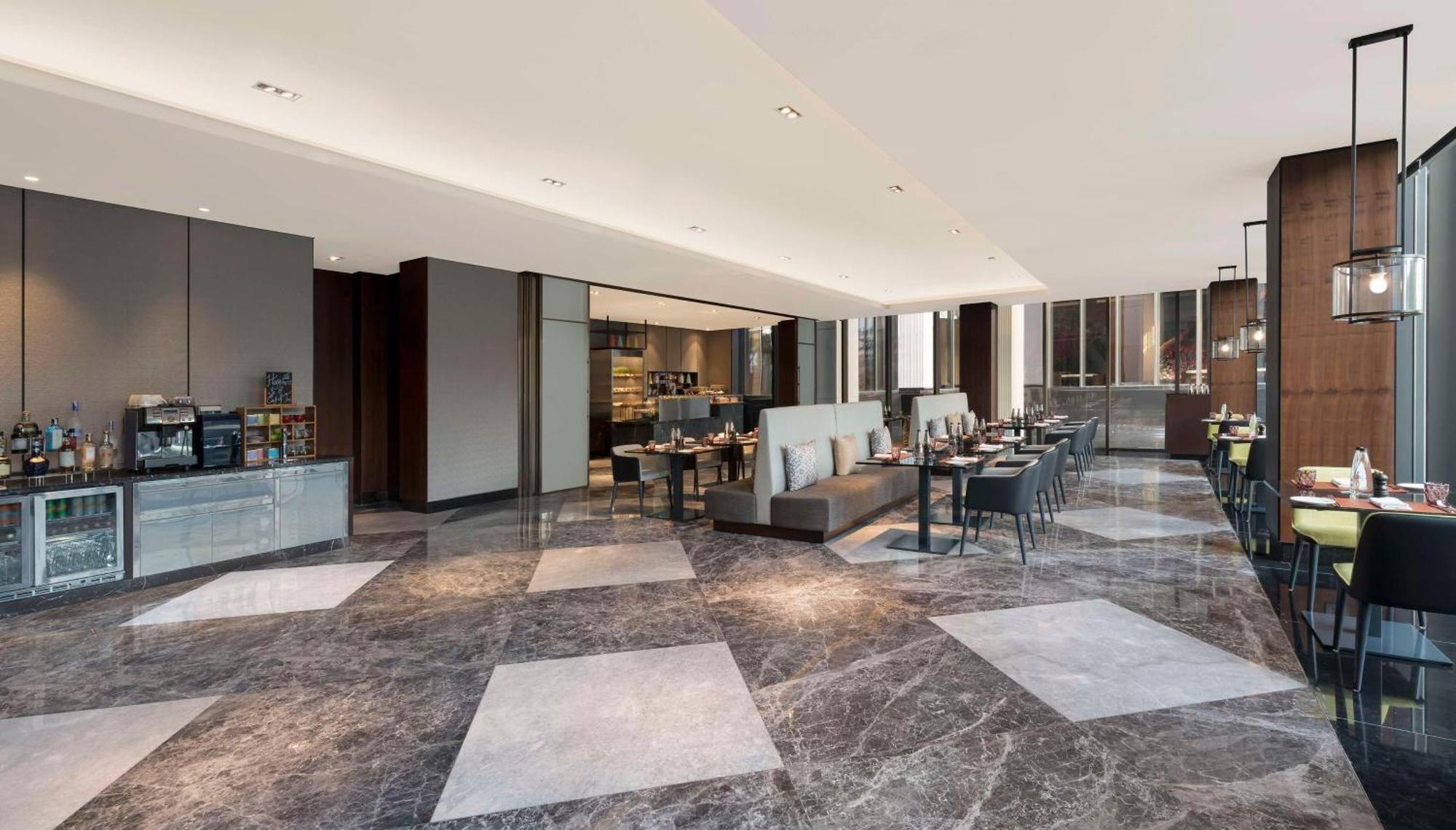 Hilton Embassy Manyata Business Park Hotel Bangalore