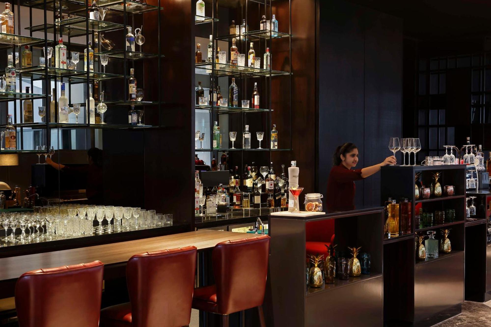 Hotel Hilton Embassy Manyata Business Park