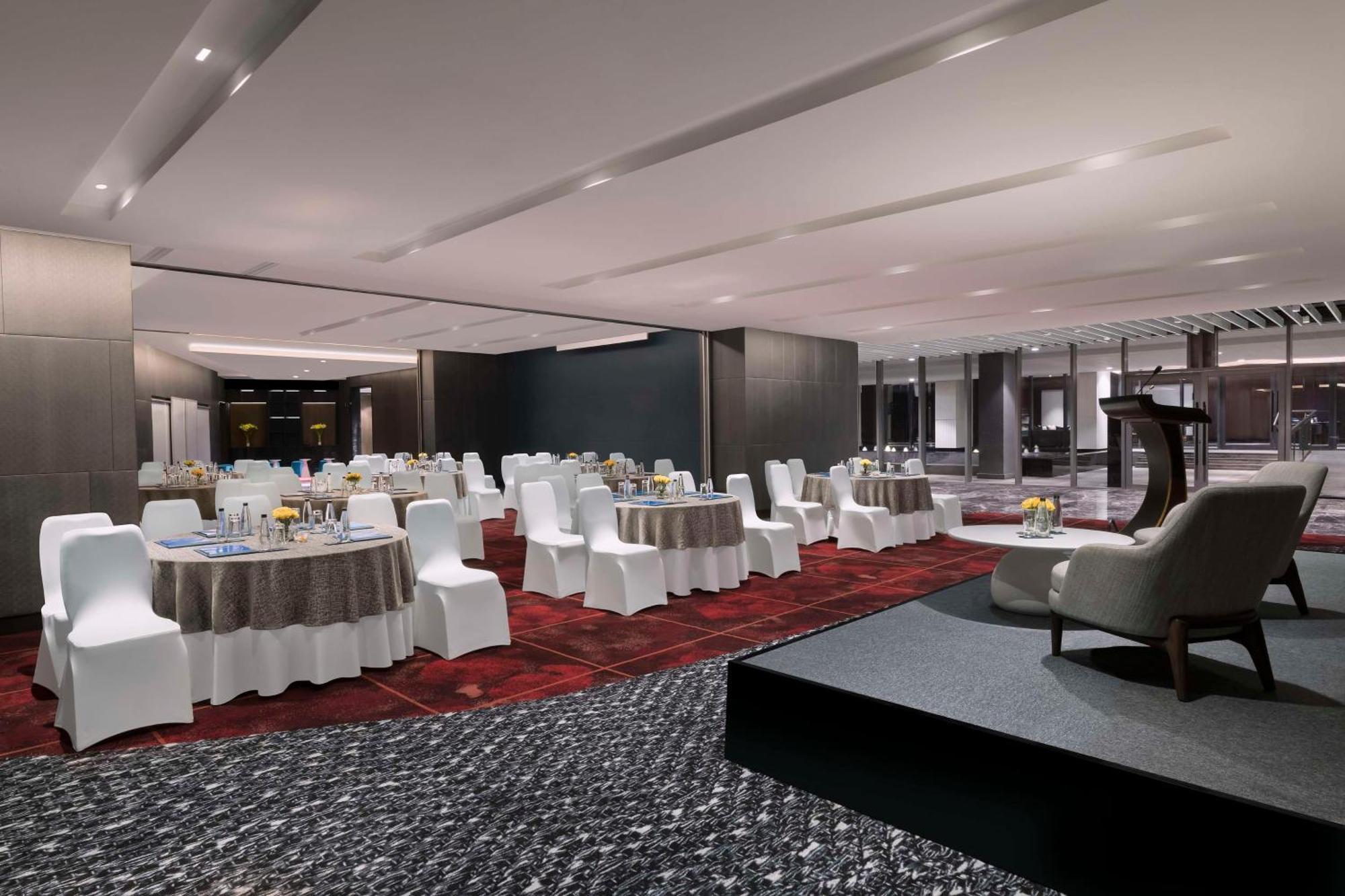 Hotel Hilton Embassy Manyata Business Park Bangalore