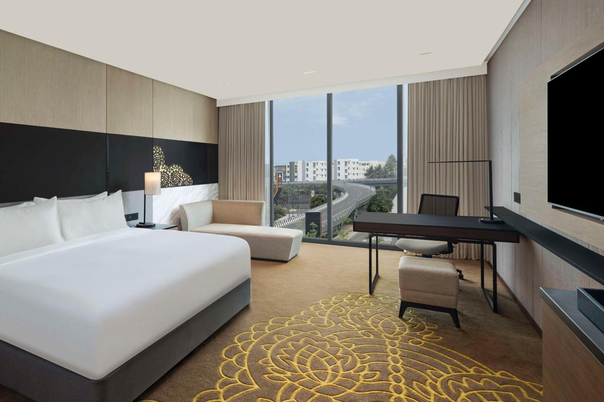 Hotel Hilton Embassy Manyata Business Park