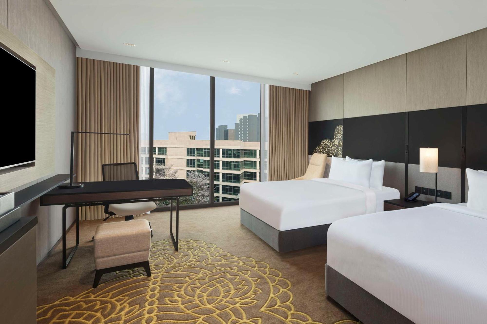 Hotel Hilton Embassy Manyata Business Park 5*