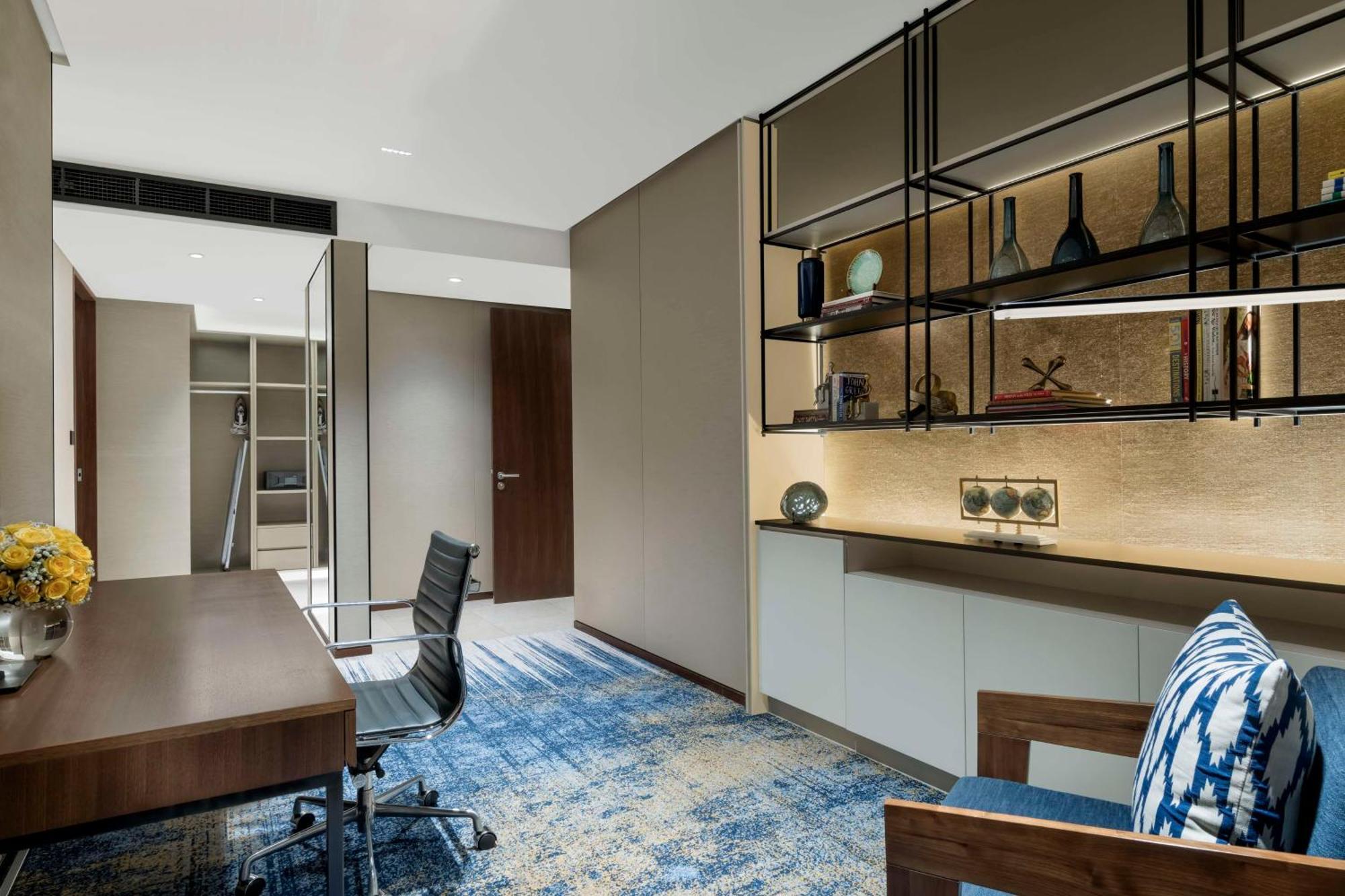 Hotel Hilton Embassy Manyata Business Park