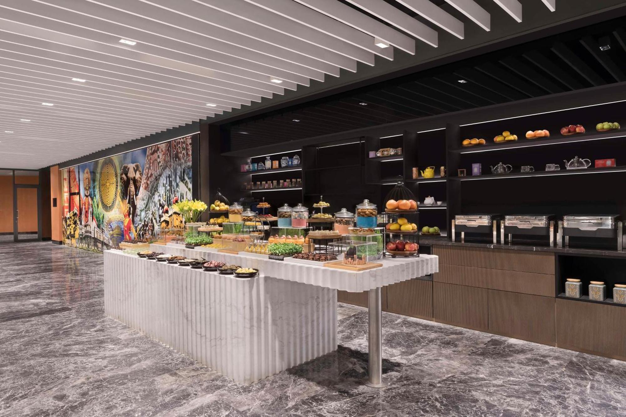 Hilton Embassy Manyata Business Park Hotel