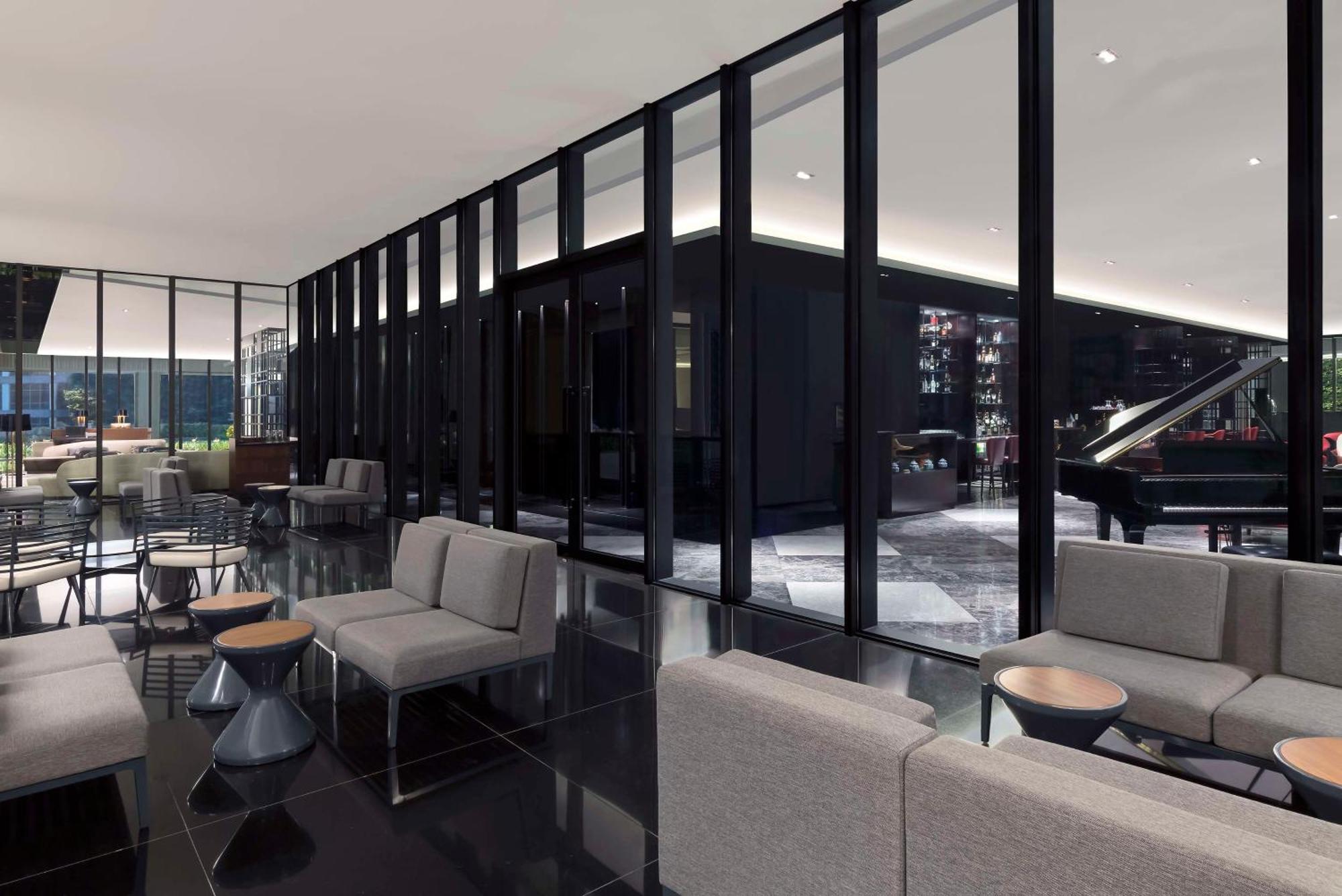 Hilton Embassy Manyata Business Park Hotel