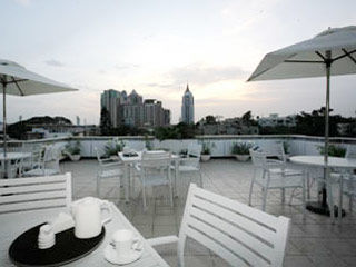 Purple Lotus Aparthotel